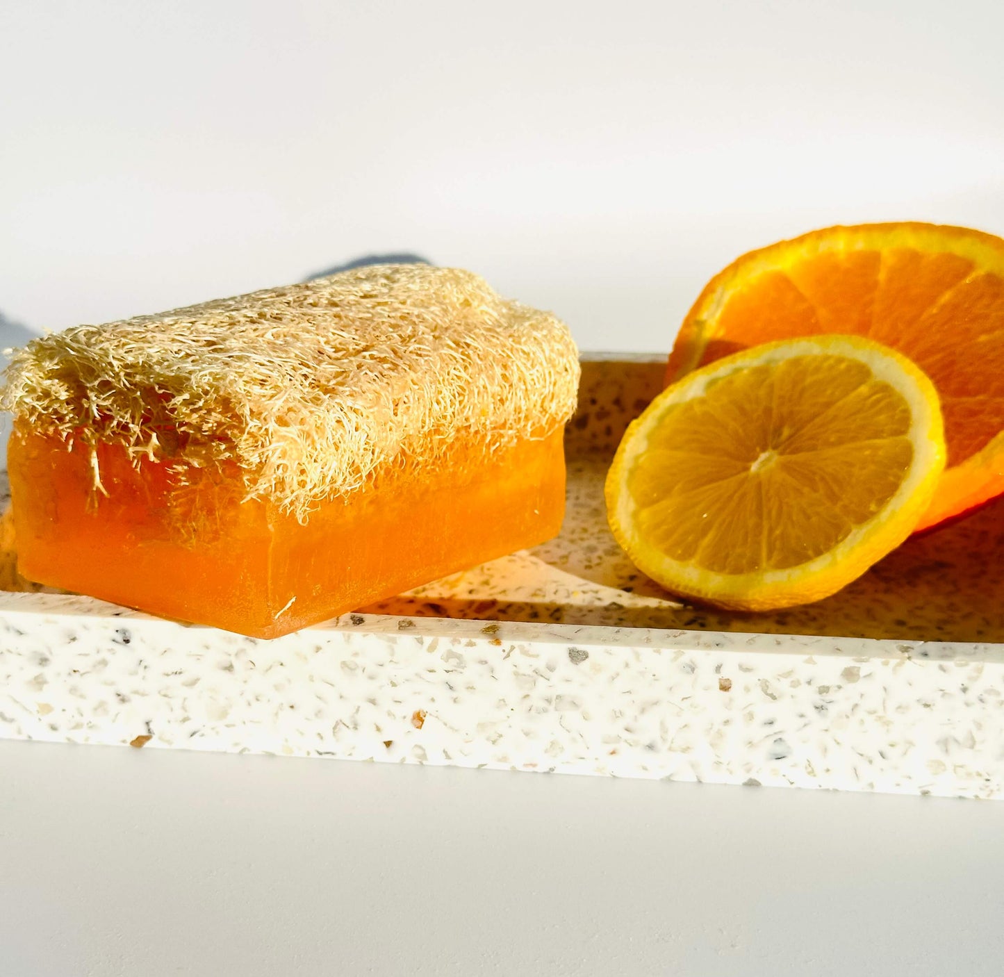 Luffa-Seife mit Vitamin C